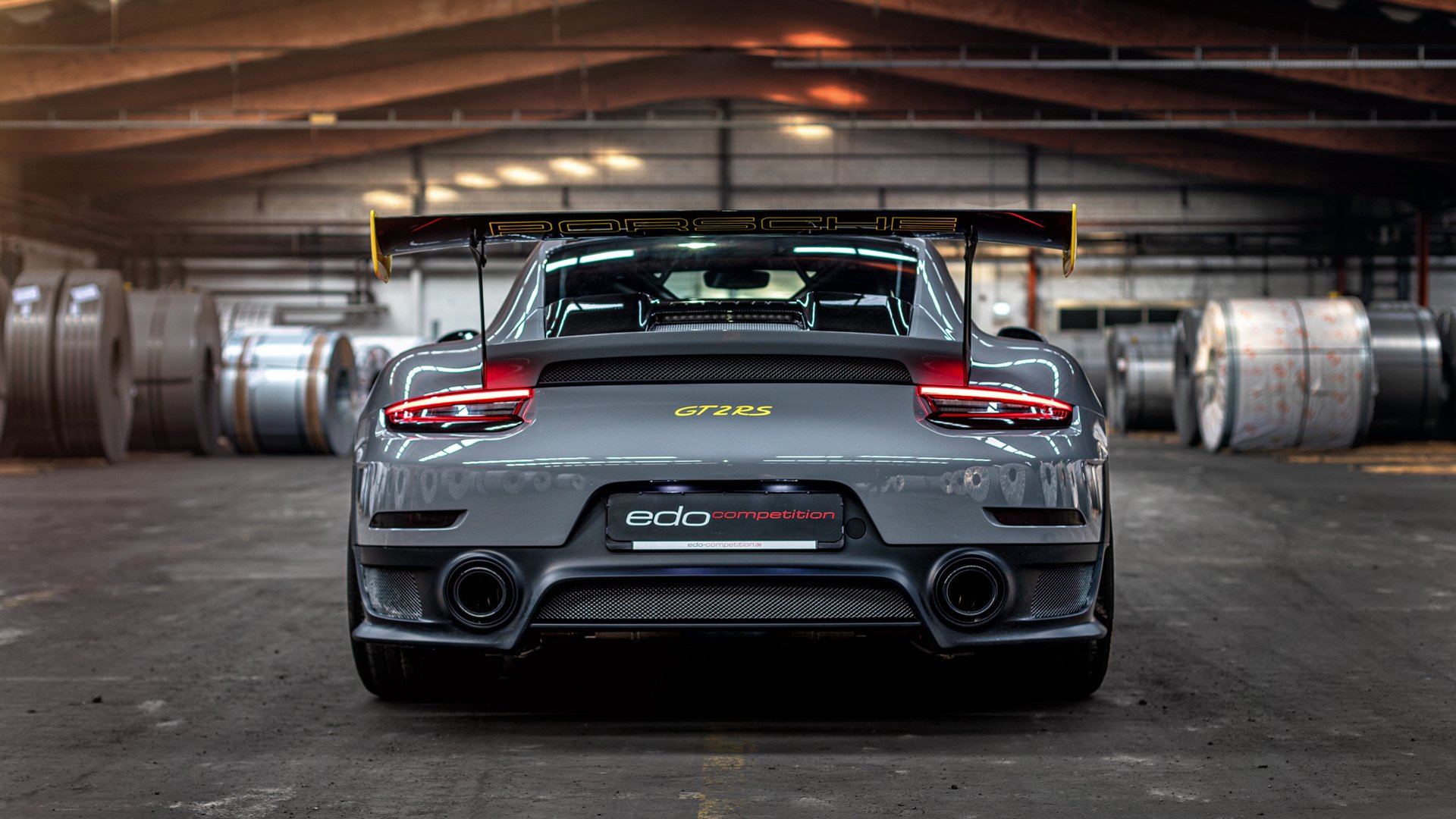 多场精彩对决：台球冠军不断刷新纪录，台球决赛视频